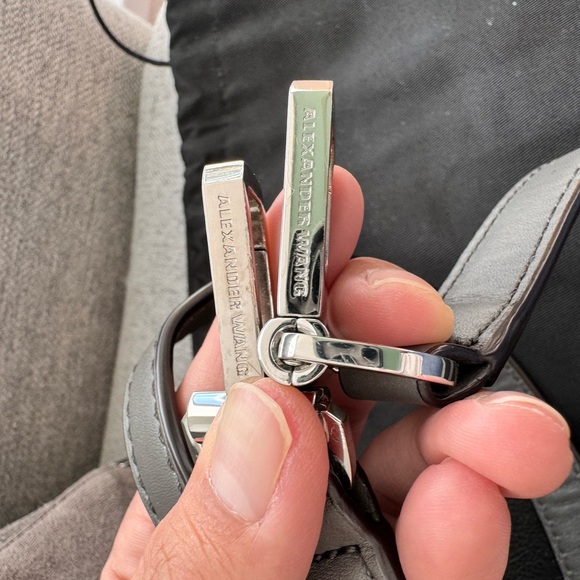 Authentic Alexander wang with dust bag and papers - Picture 7 of 11